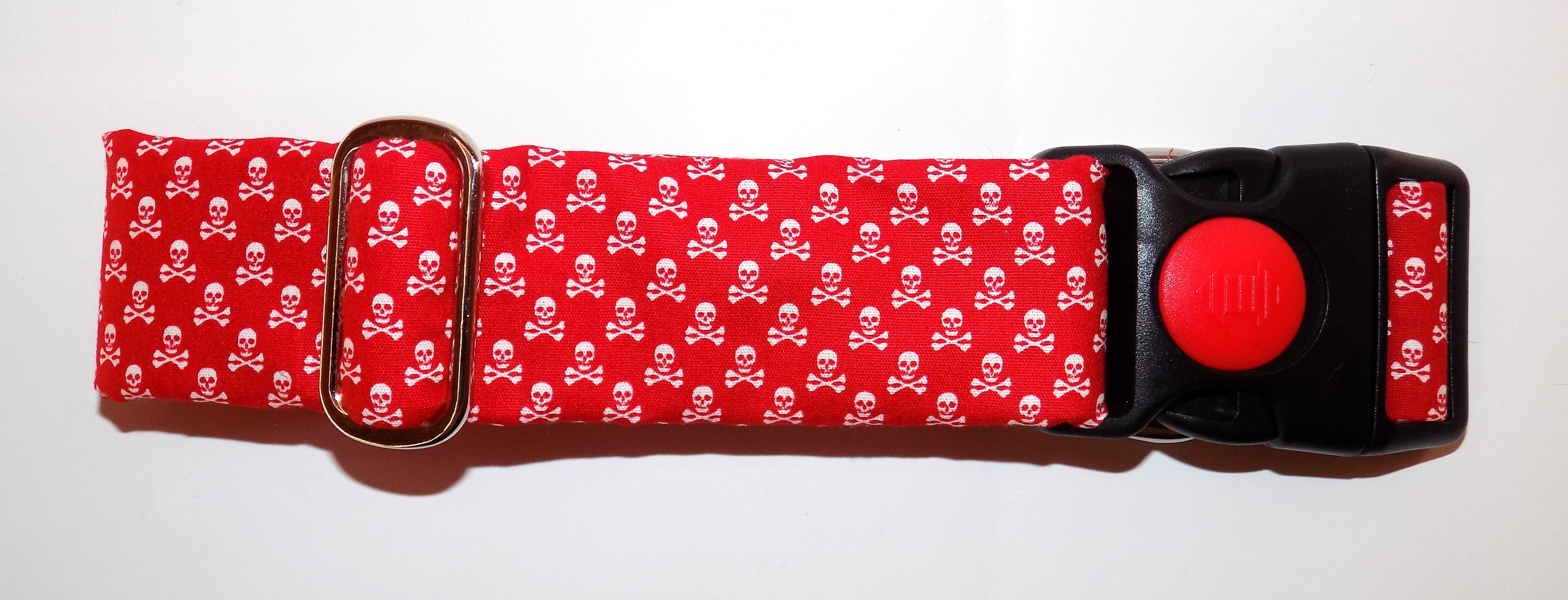 Locking Clasp Collars